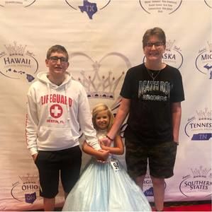 Meet your Posher, Tonya